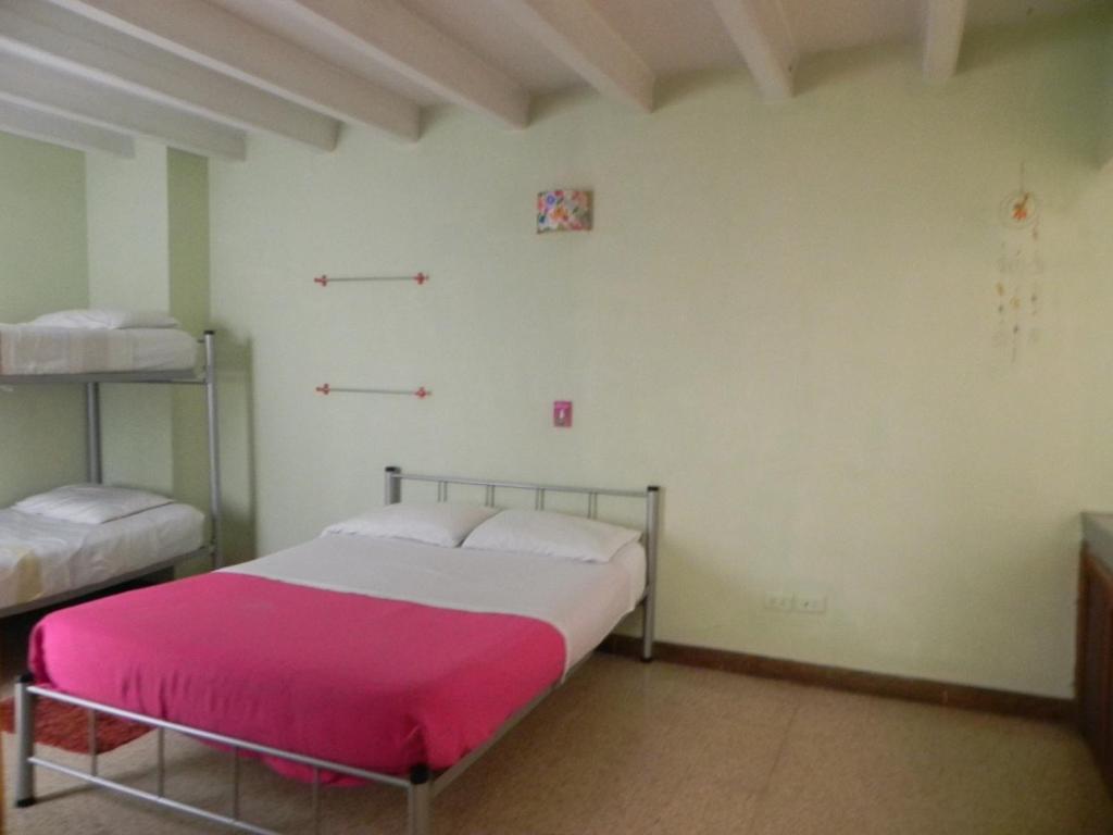 Hostal Tamarindo Itagüí Szoba fotó