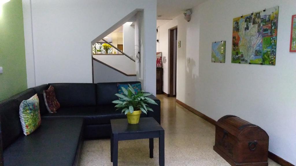 Hostal Tamarindo Itagüí Kültér fotó